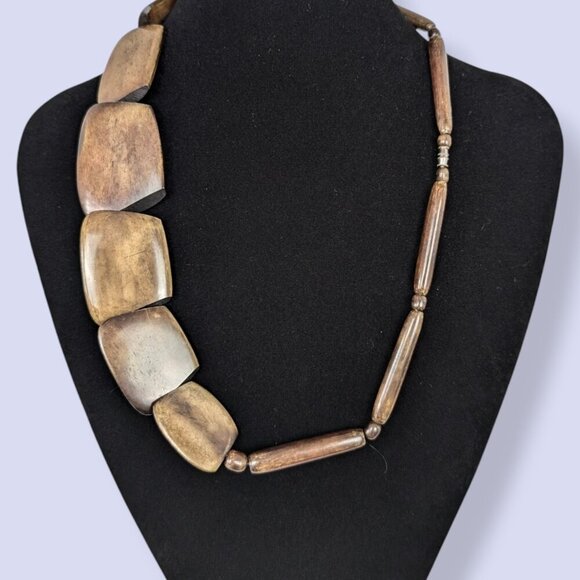 Vintage Brown Faux Horn Statement Necklace - Picture 5 of 6